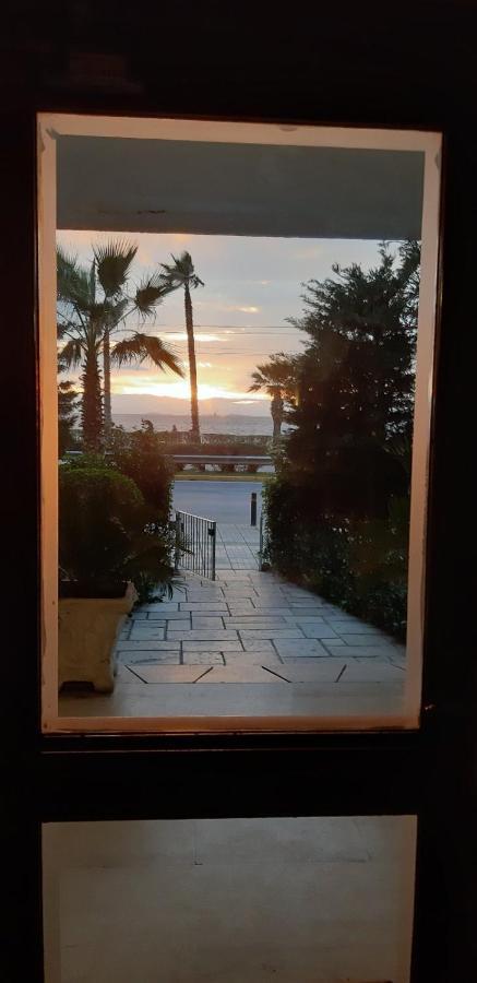 Athens Riviera Apt With Seaview, 15' To Acropolis Exteriör bild
